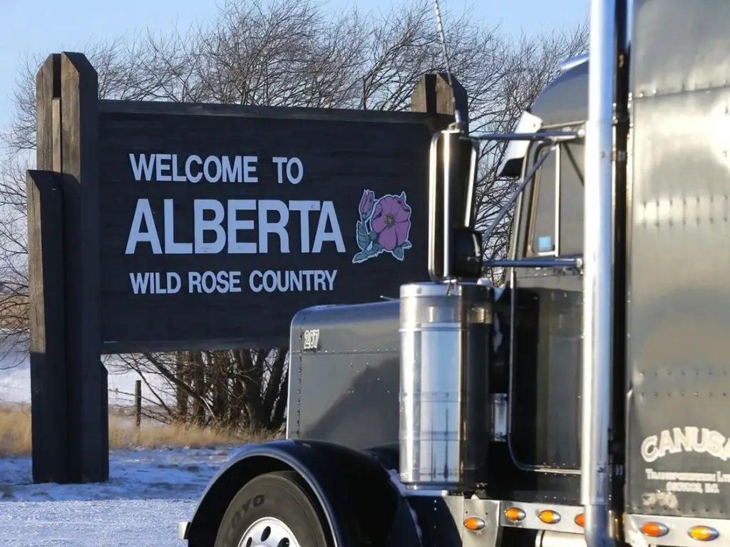 The Coutts border crossing on Wednesday, Feb. 2, 2022. Photo by Darren Makowichuk /Postmedia